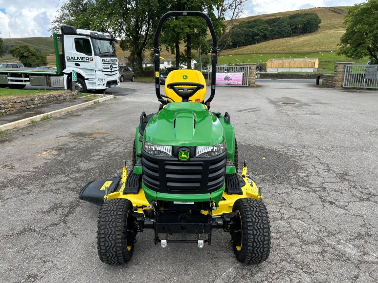 John Deere X948 Lawn Tractor 