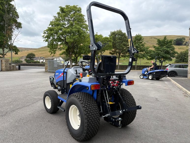 Iseki TM 4270 Compact Tractor 