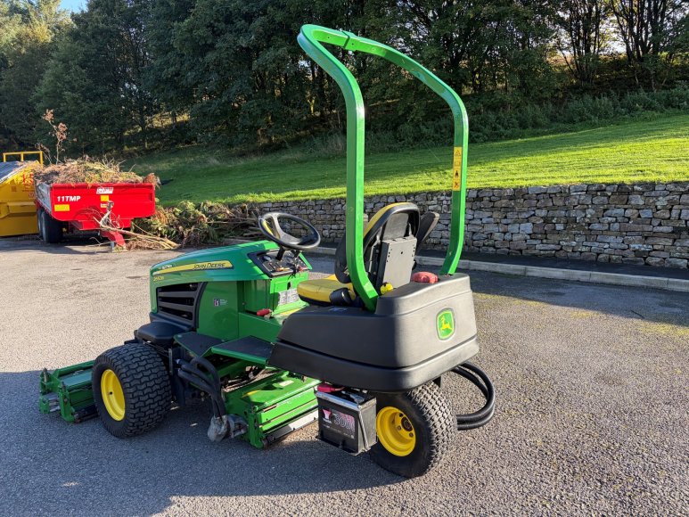 John Deere 2653B Tees Mower