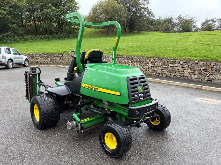 John Deere 7500E Fairway Mower 