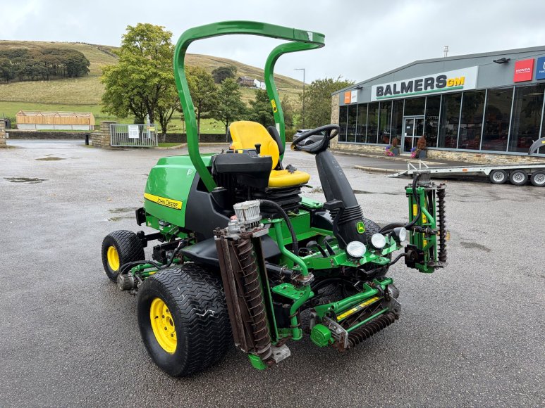 John Deere 7500E Fairway Mower 