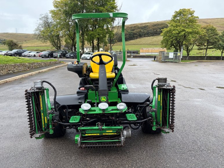 John Deere 7500E Fairway Mower 