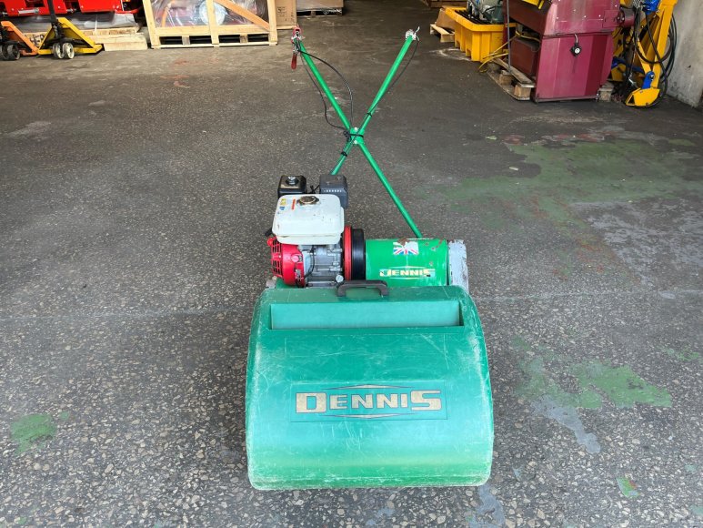 Dennis FT610 Pedestrian Cylinder Mower 