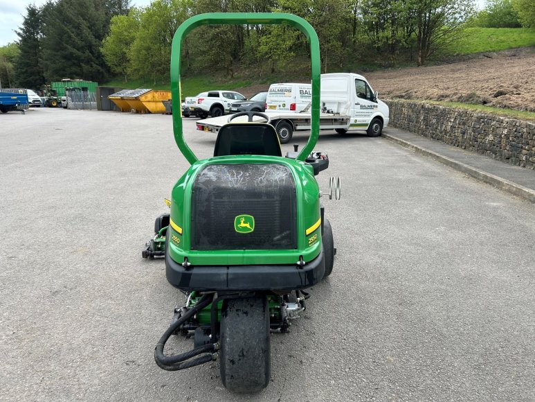 John Deere 2550 Greens Mower