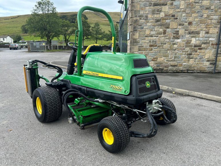 John Deere 7700A Fairway Mower