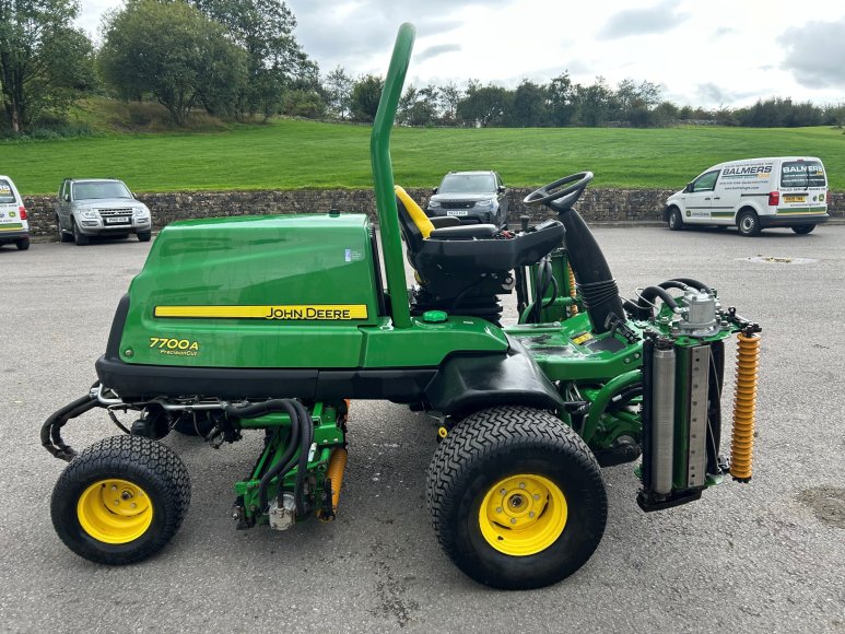 John Deere 7700A Fairway Mower