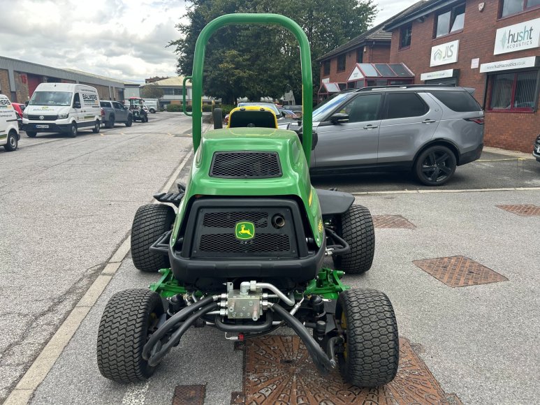 John Deere 8800A Terrain Cut 