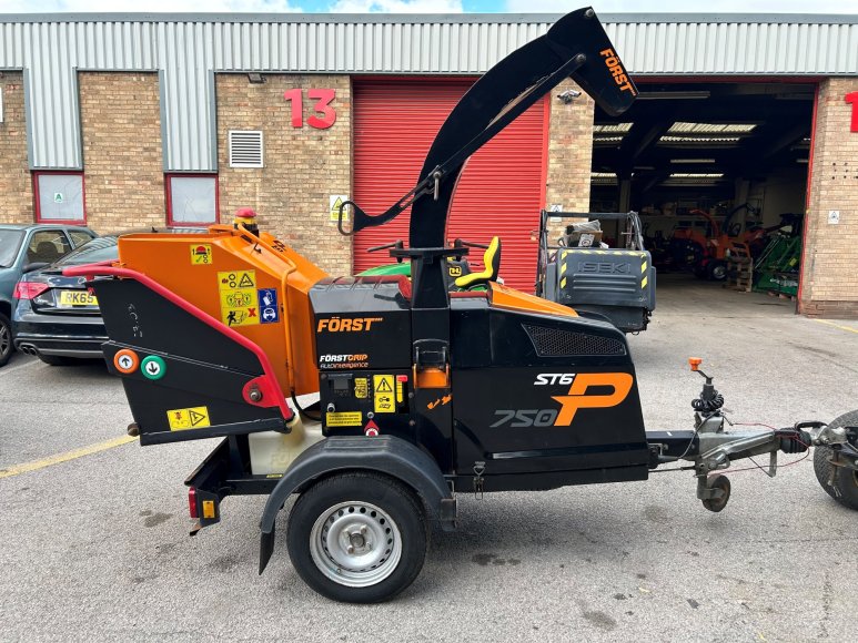 Forst ST6P Wood Chipper 