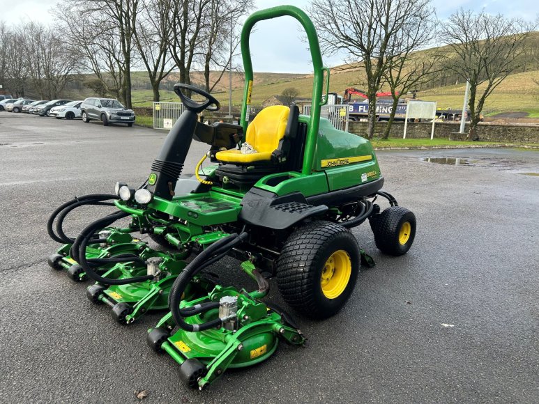 John Deere 8800A Terrain Cut 