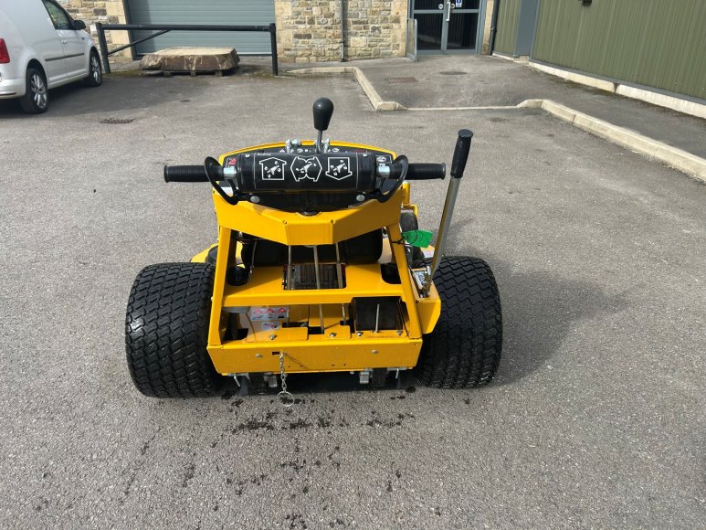 Hustler Trimstar 48 Pedestrian Mower 