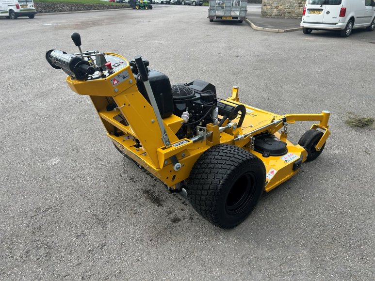 Hustler Trimstar 48 Pedestrian Mower 