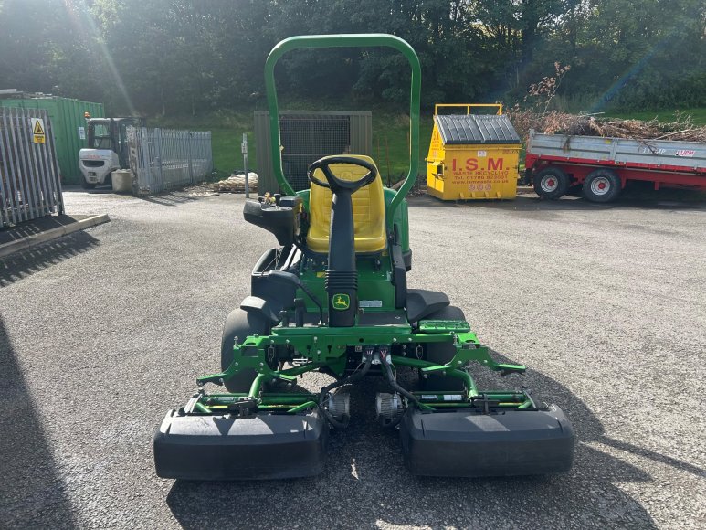 John Deere 2500E Greens Mower