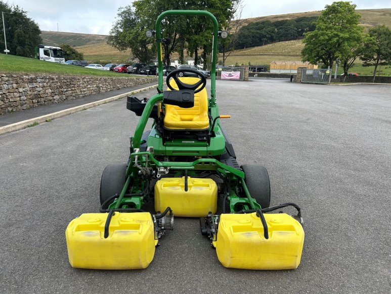 John Deere 2750 Greens Mower 