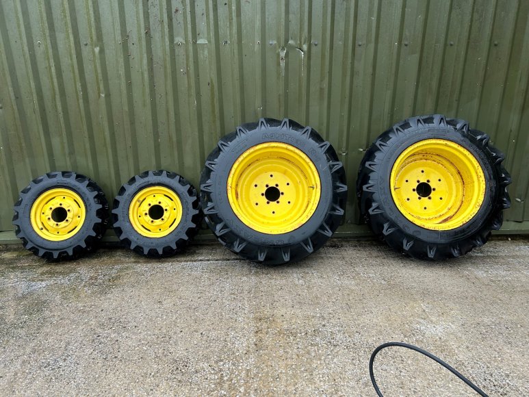 John Deere 3036E AG Wheels & Tyres