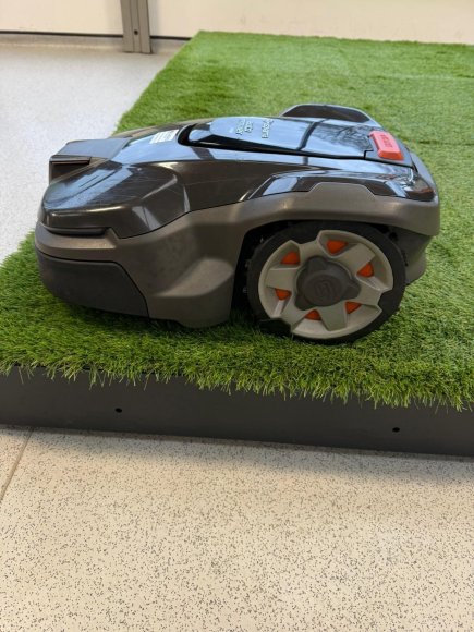 Husqvarna Automower® 415X 