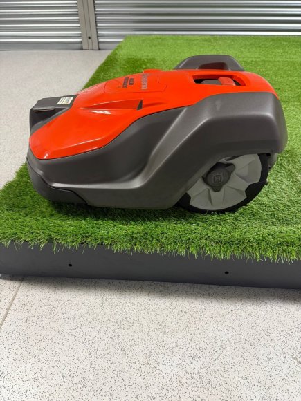 Ex-Demo Husqvarna Automower® 550