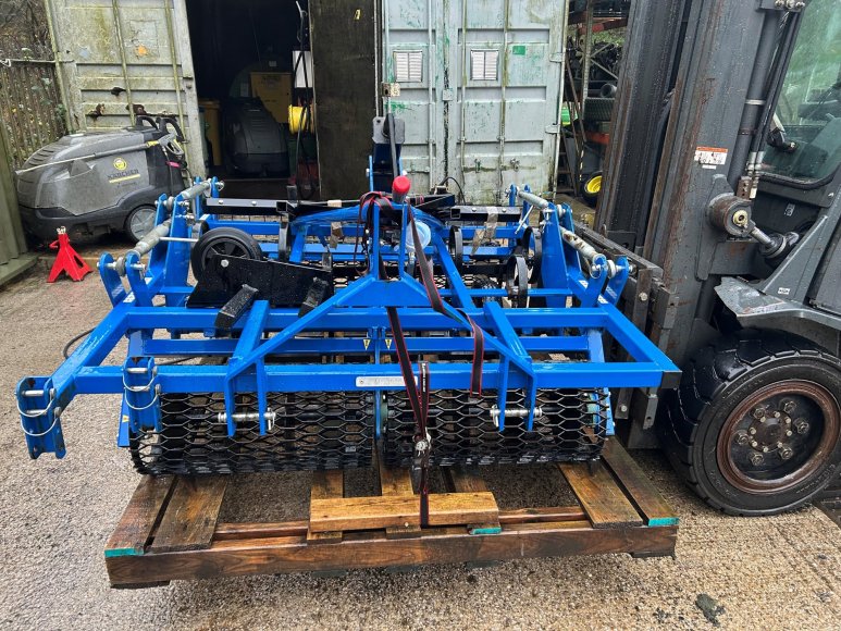 Andrews & Bowen Prograde 