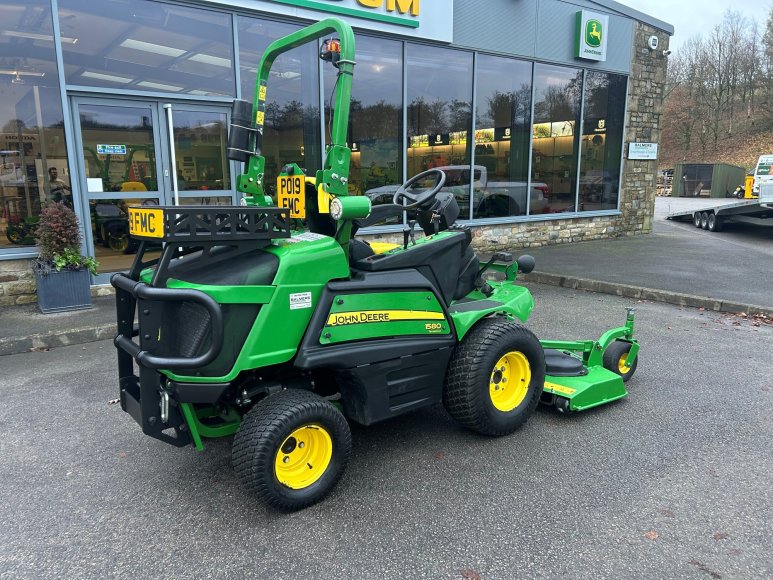 John Deere 1580 Front Mower 