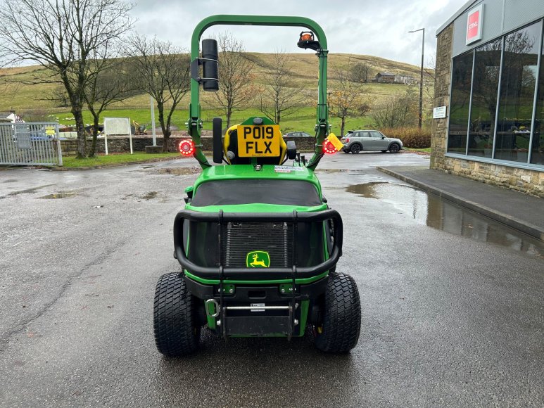 John Deere 1580 Front Mower