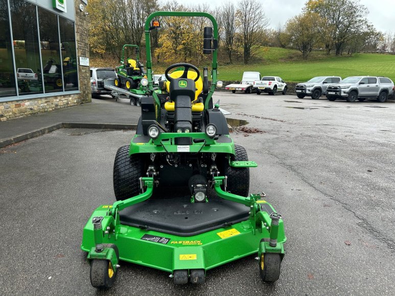 John Deere 1580 Front Mower