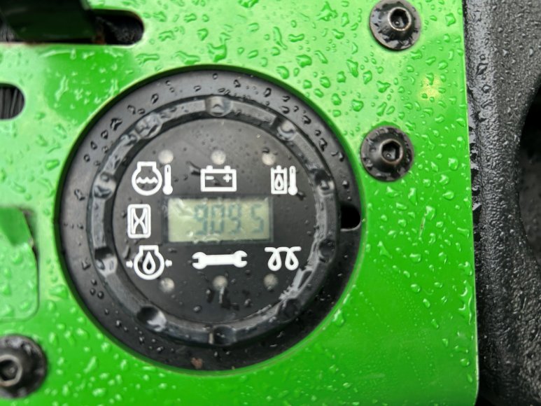 John Deere 1580 Front Mower