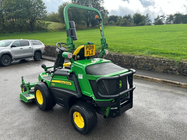 John Deere 1580 Front Mower 