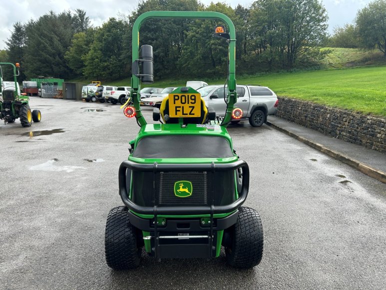 John Deere 1580 Front Mower 