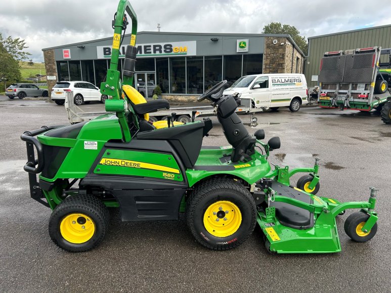 John Deere 1580 Front Mower 