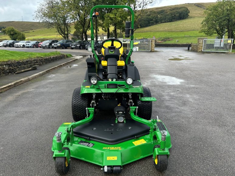 John Deere 1580 Front Mower 