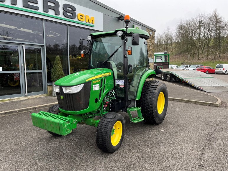 John Deere 4066R Compact Tractor 