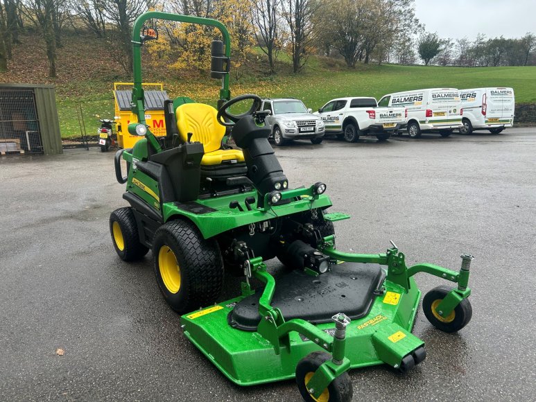 John Deere 1580 Front Mower 