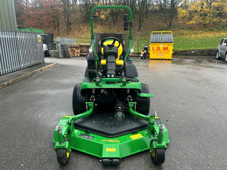 John Deere 1580 Front Mower 