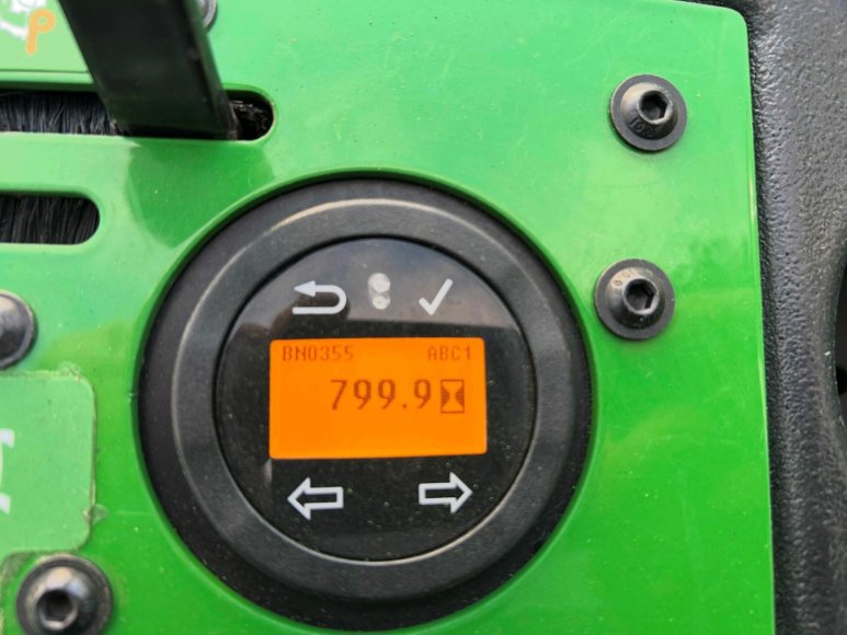 John Deere 1580 Front Mower