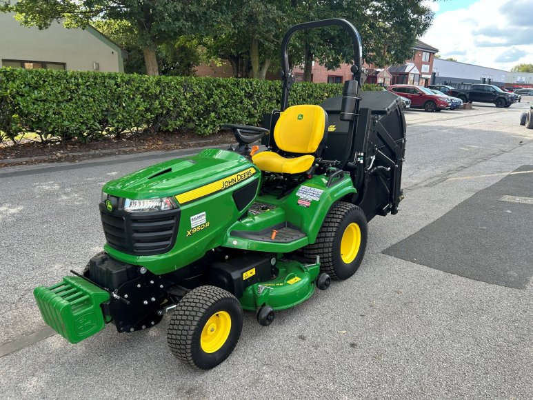 John Deere X950R High Tip 