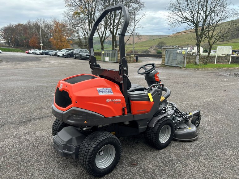 Husqvarna P525DX Front Mower
