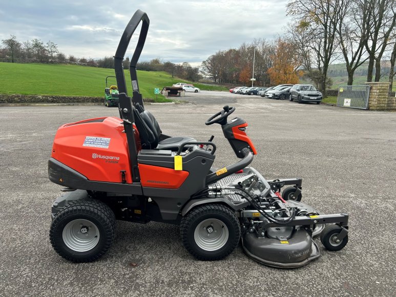 Husqvarna P525DX Front Mower