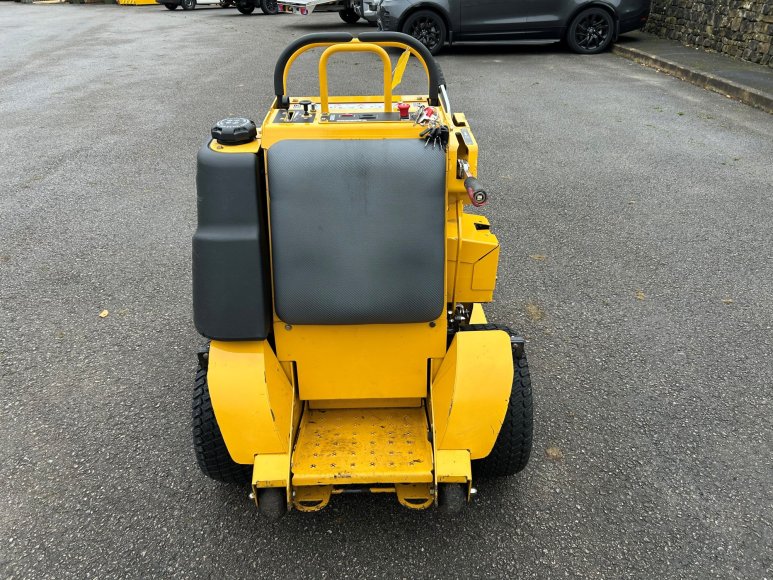 Hustler Super S 36 Stand on Mower 