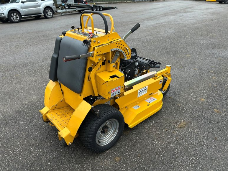 Hustler Super S 36 Stand on Mower 