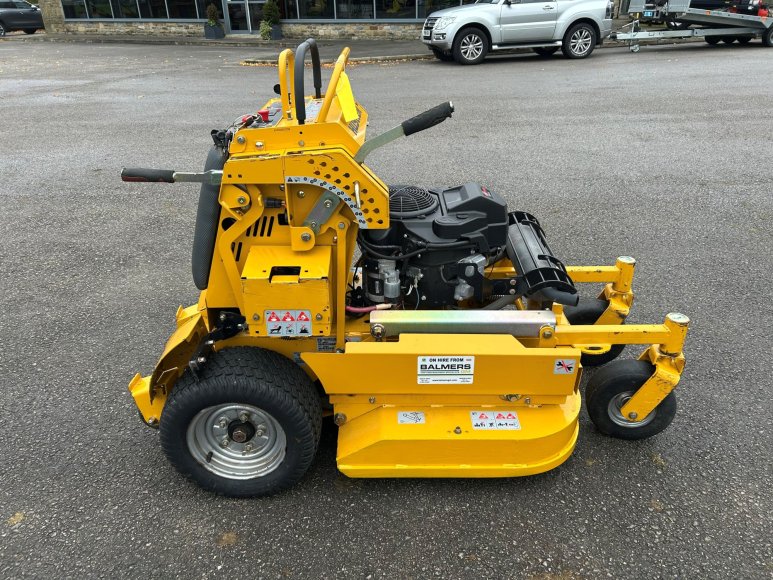 Hustler Super S 36 Stand on Mower 