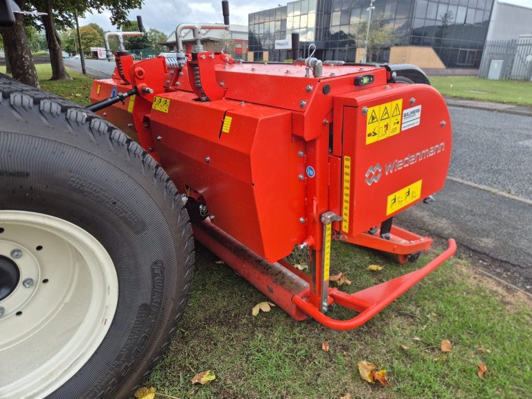 Wiedenmann GXI8 Terra Spike 