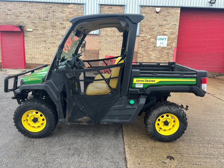 John Deere XUV865M Utility Vehicle 