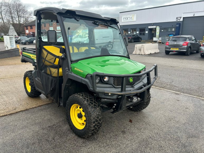 John Deere XUV865M Utility Vehicle 