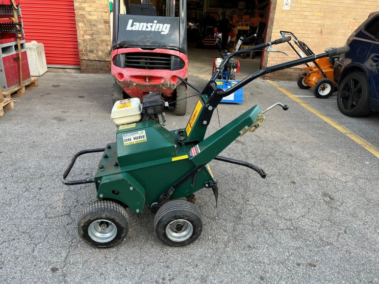 Groundsman Turf Aerator 345HD
