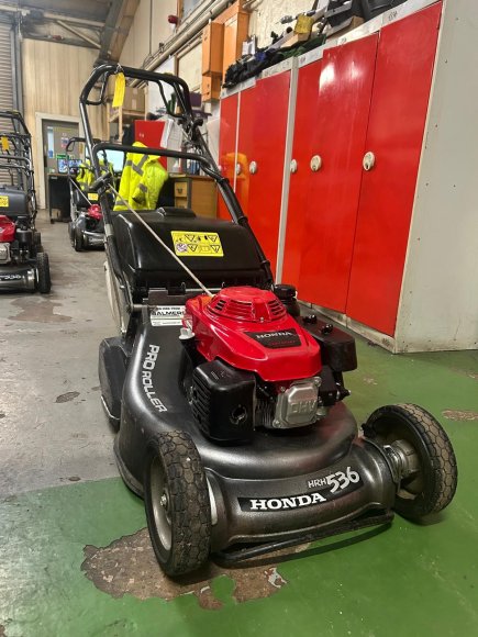 Honda HRH 536 QX Lawnmower 