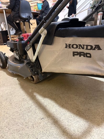 Honda HRH 536 QX Lawnmower 