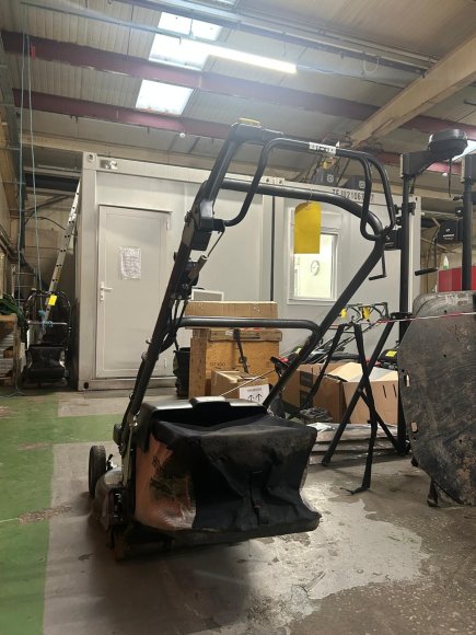 Honda HRH 536 QX Lawnmower 