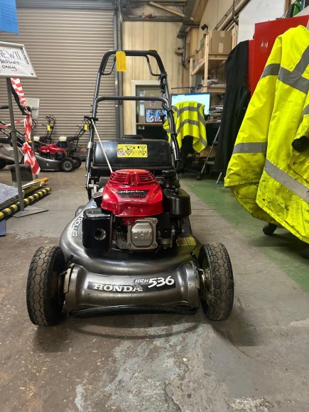Honda HRH 536 QX Lawnmower 