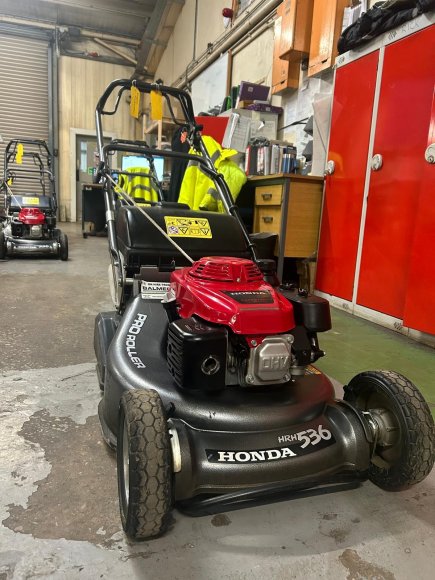 Honda HRH 536 QX Lawnmower 