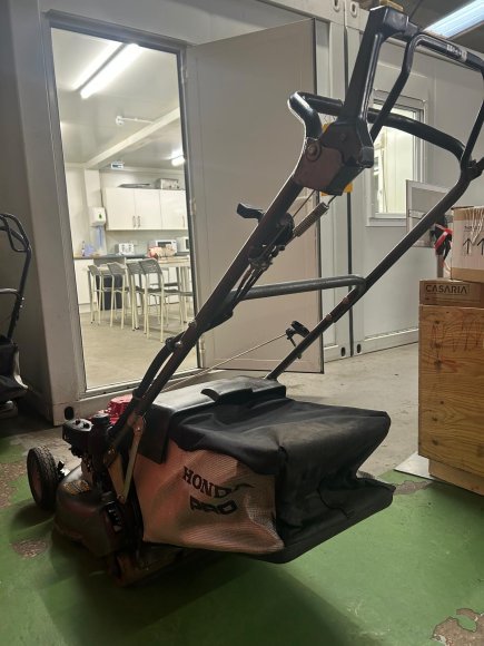 Honda HRH 536 QX Lawnmower 