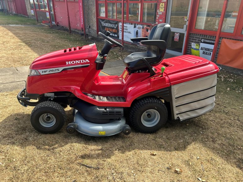 Honda HF2625 Ride On Mower